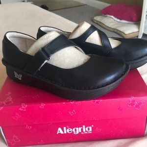Alegria shoes size 39